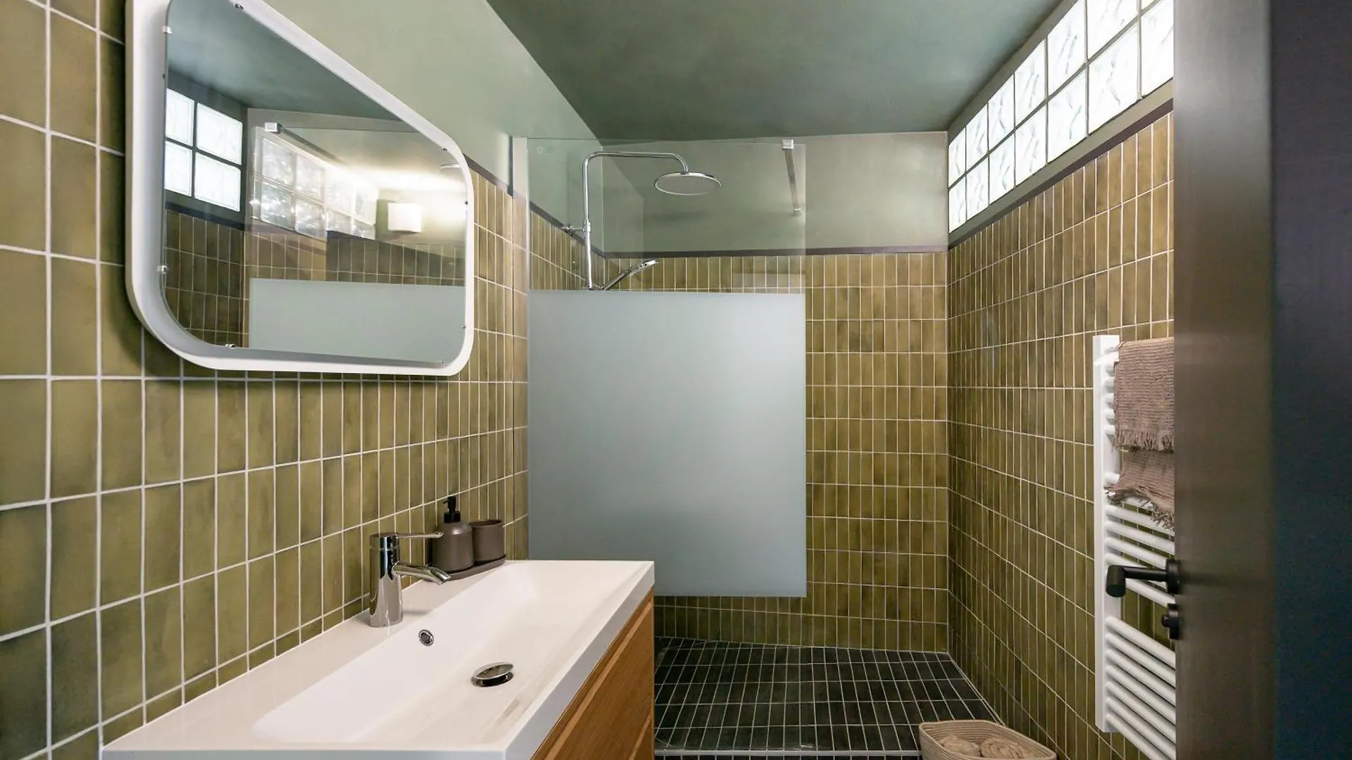 Elegant Parisian Apartment, Place Des Vosges דירה